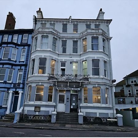 Oyo Marine Parade Hotel, Eastbourne Pier Esterno foto